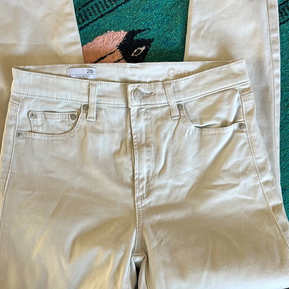 Gap true high rise skinny off white jeans